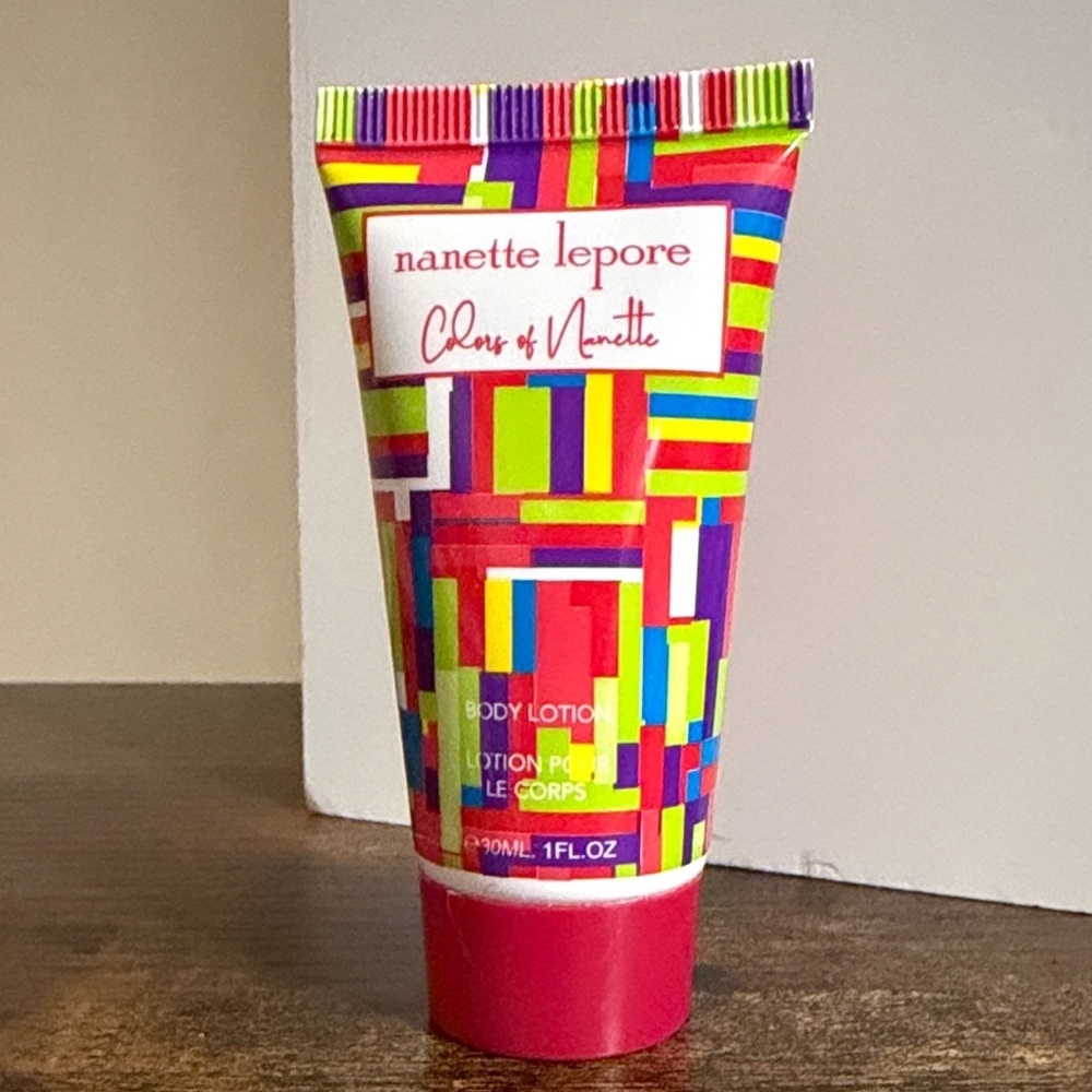 3/$15 🌸 Nanette Lepore Vibrant Multicolor Body Lotion- Travel Size